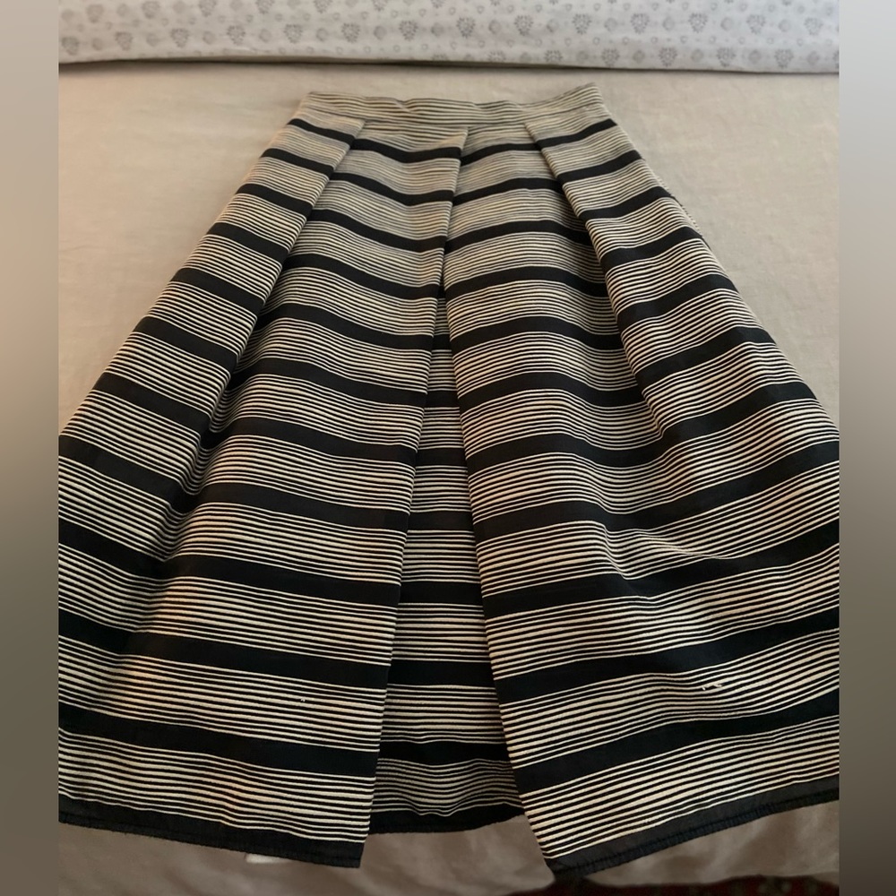 Tibi midi skirt. Great condition. Size 2. A line and structured.